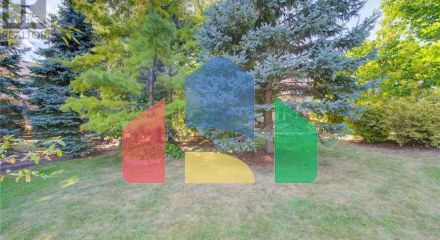 Residential - Single Family Home - Kitchener, Canada - Canada