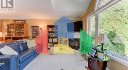 Residential - Single Family Home - Kitchener, Canada - Canada