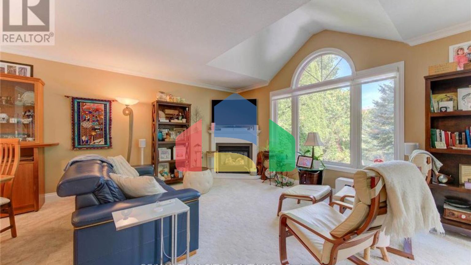 Residential - Single Family Home - Kitchener, Canada - Canada