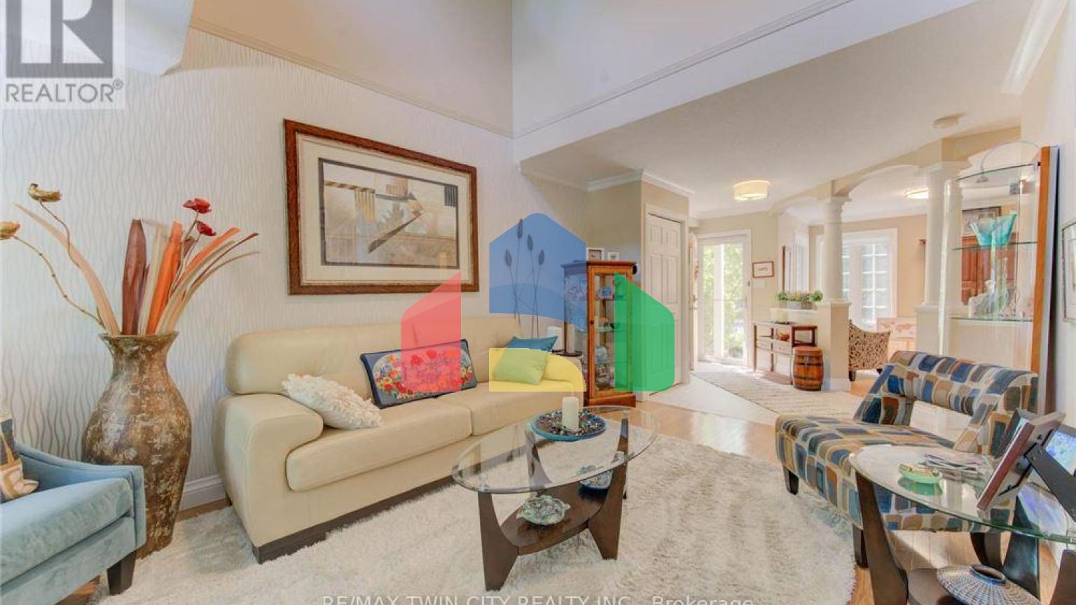 Residential - Single Family Home - Kitchener, Canada - Canada