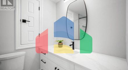 Residential - Single Family Home - Kitchener, Canada - Canada