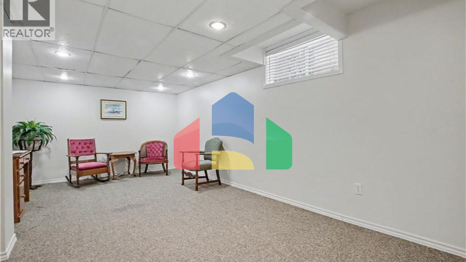 Residential - Single Family Home - Kitchener, Canada - Canada