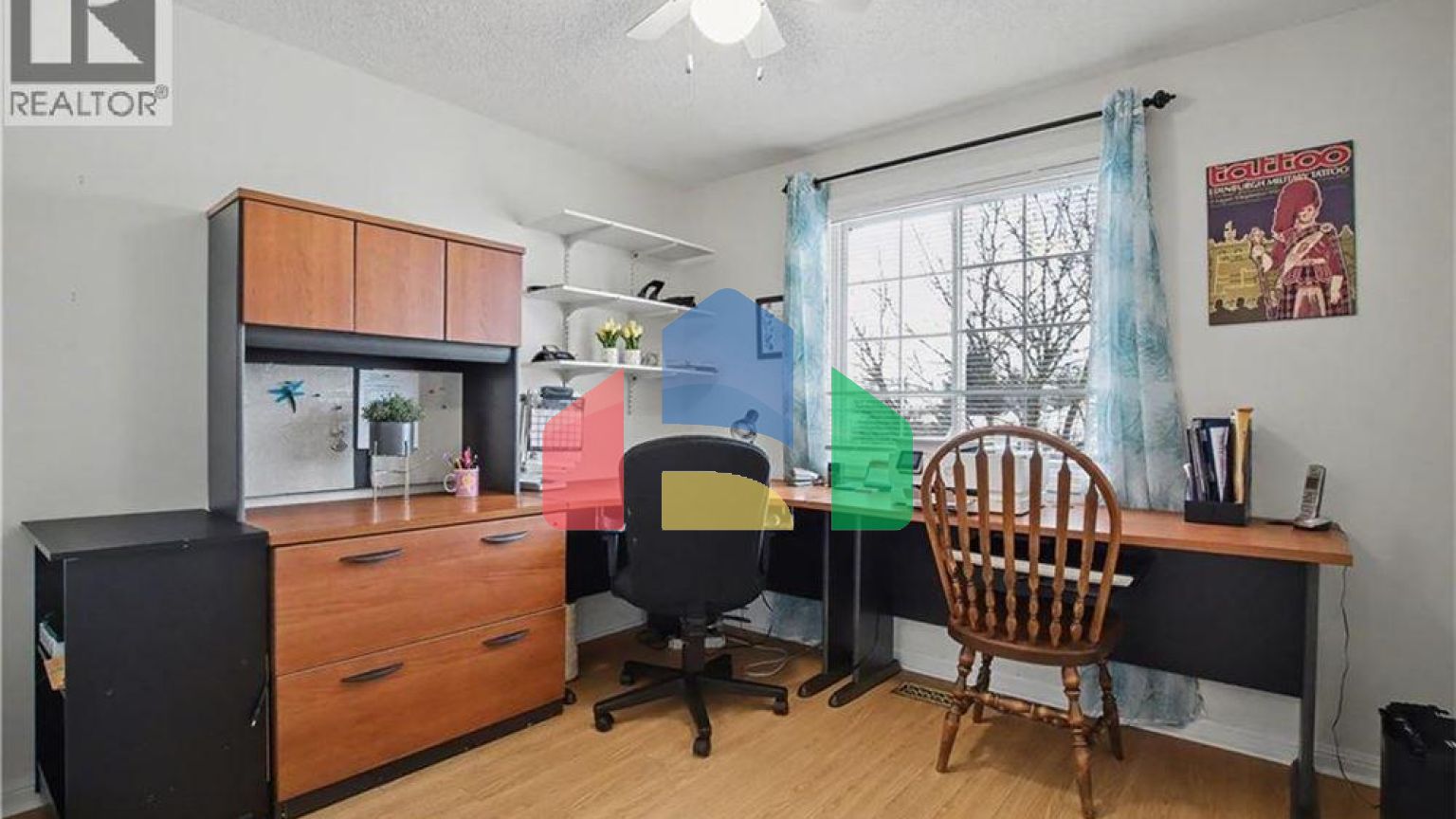 Residential - Single Family Home - Kitchener, Canada - Canada