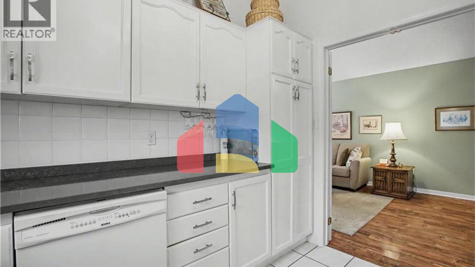 Residential - Single Family Home - Kitchener, Canada - Canada