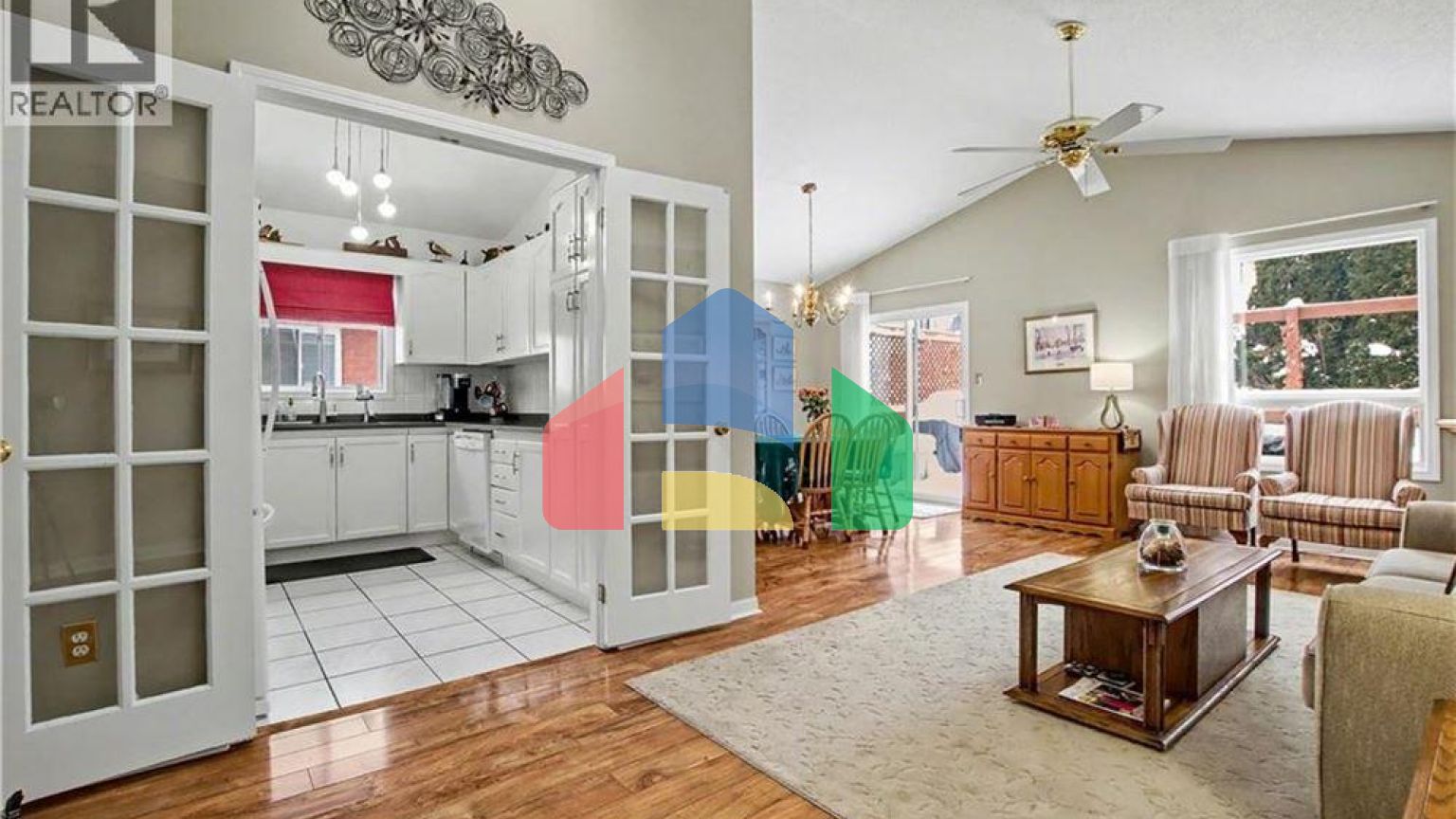 Residential - Single Family Home - Kitchener, Canada - Canada