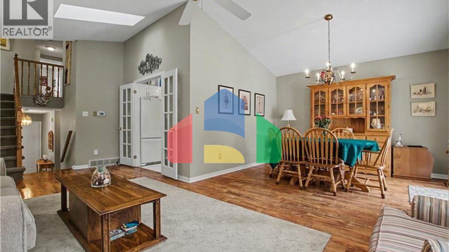 Residential - Single Family Home - Kitchener, Canada - Canada