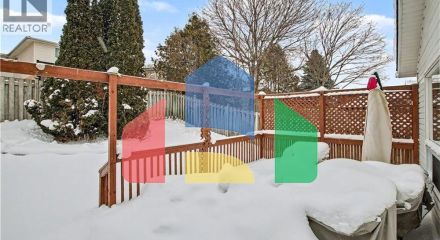 Residential - Single Family Home - Kitchener, Canada - Canada