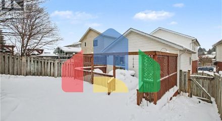 Residential - Single Family Home - Kitchener, Canada - Canada