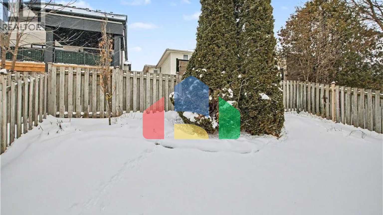 Residential - Single Family Home - Kitchener, Canada - Canada