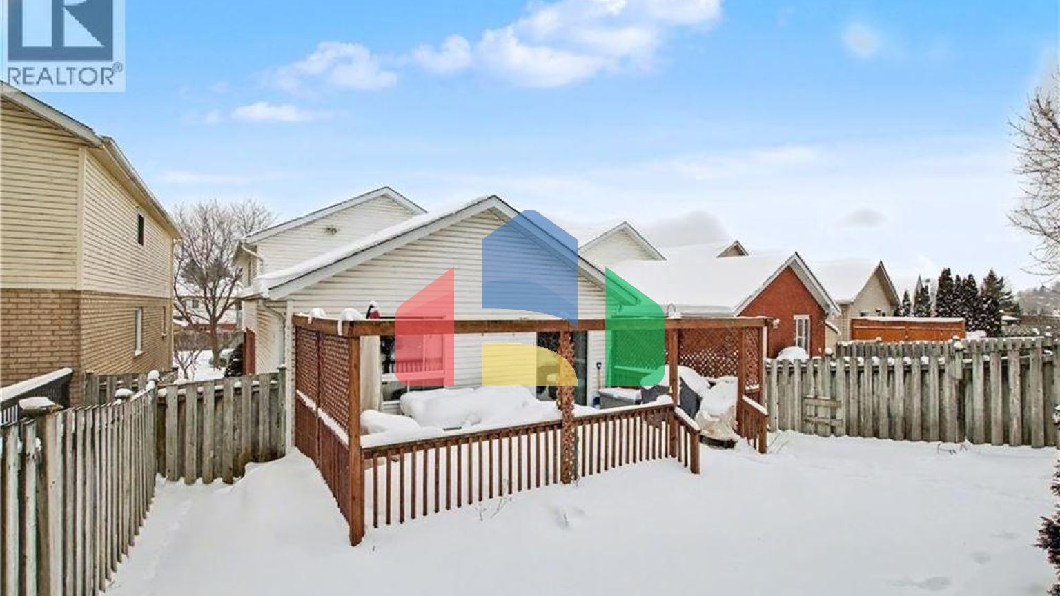 Residential - Single Family Home - Kitchener, Canada - Canada