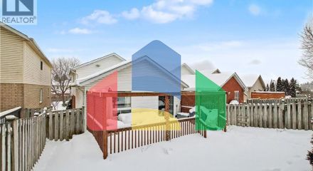 Residential - Single Family Home - Kitchener, Canada - Canada