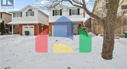 Residential - Single Family Home - Kitchener, Canada - Canada