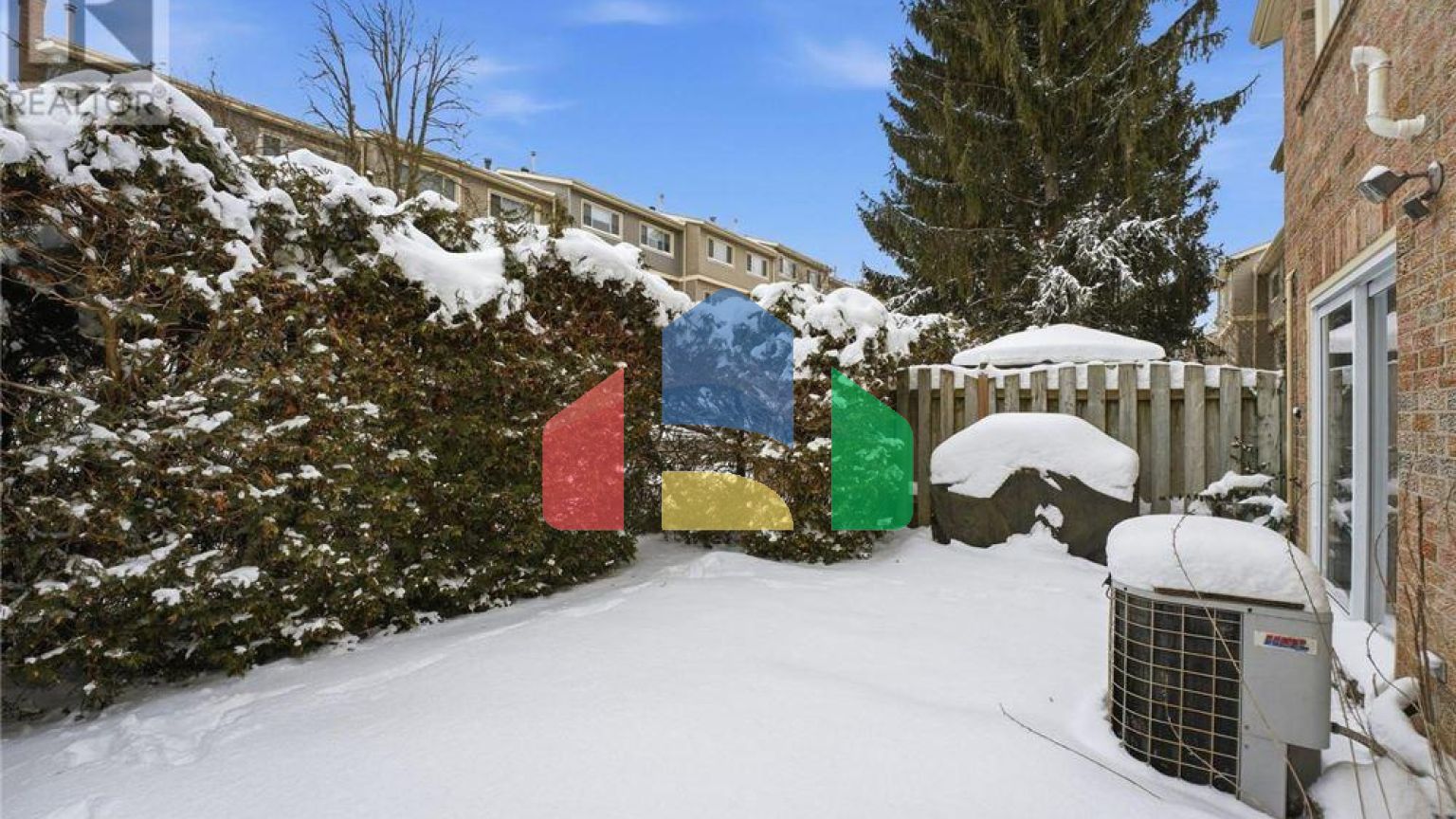 Residential - Condo/Apartment - Kitchener, Canada - Canada