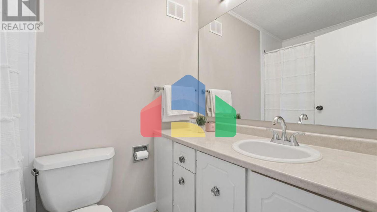 Residential - Condo/Apartment - Kitchener, Canada - Canada