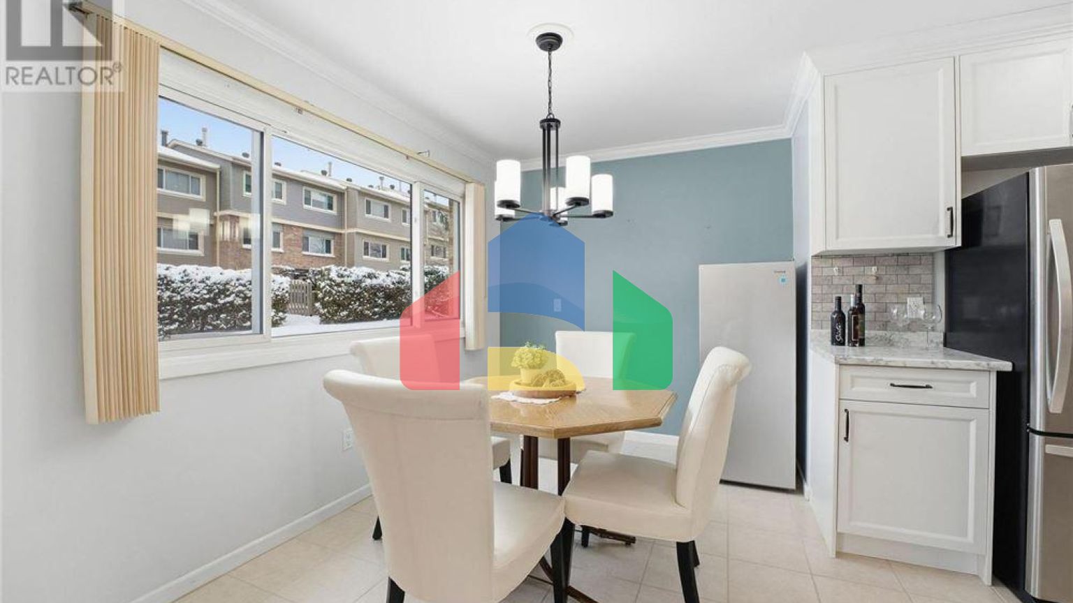 Residential - Condo/Apartment - Kitchener, Canada - Canada