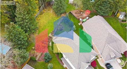 Residential - Single Family Home - Kitchener, Canada - Canada