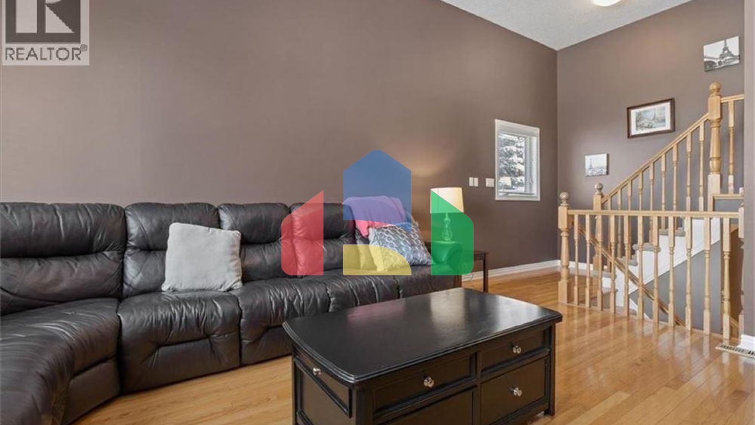 Residential - Single Family Home - Kitchener, Canada - Canada