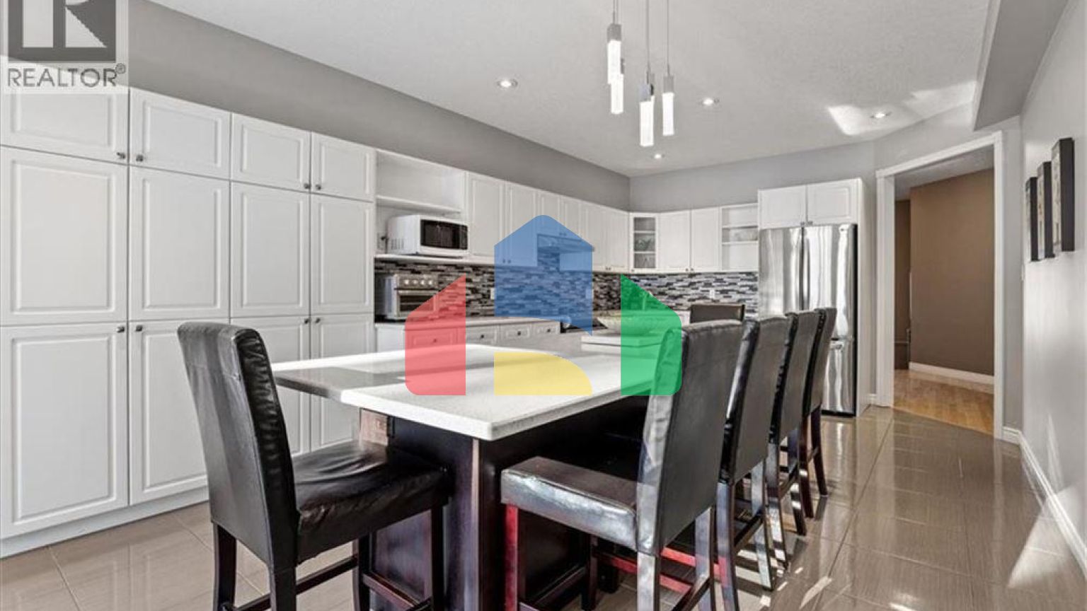 Residential - Single Family Home - Kitchener, Canada - Canada