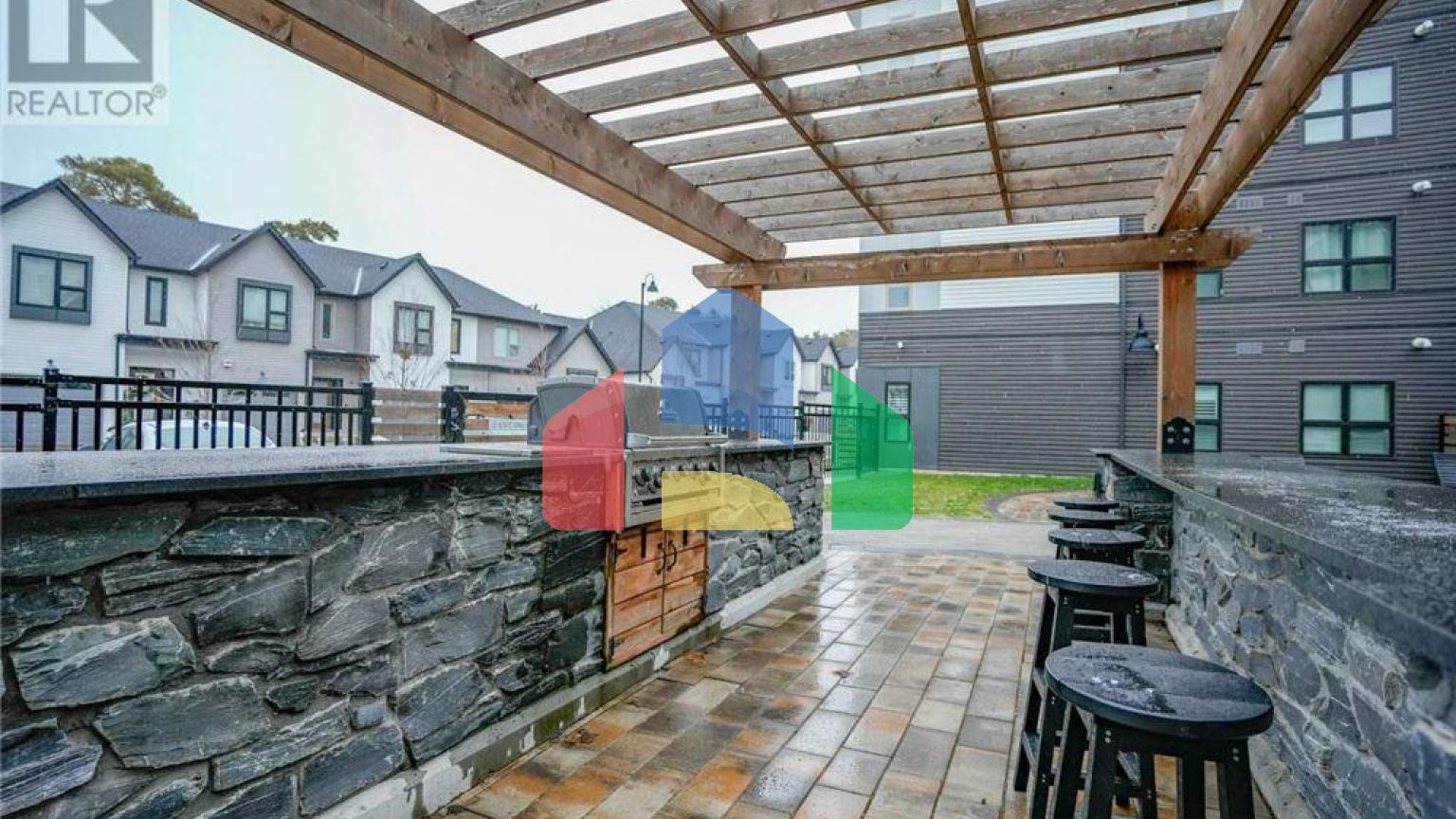 Residential - Condo/Apartment - Kitchener, Canada - Canada