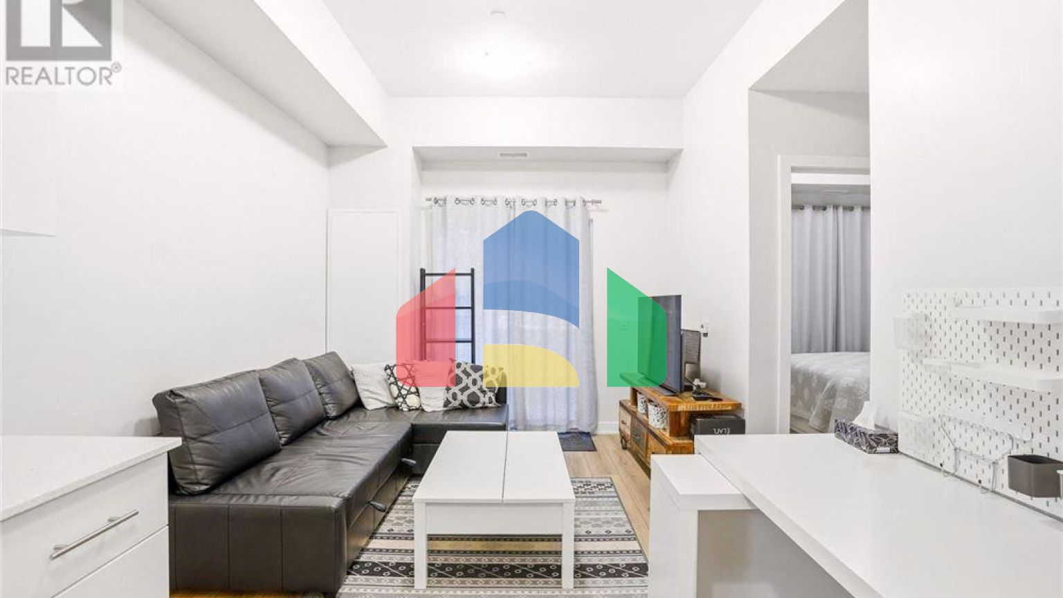 Residential - Condo/Apartment - Kitchener, Canada - Canada