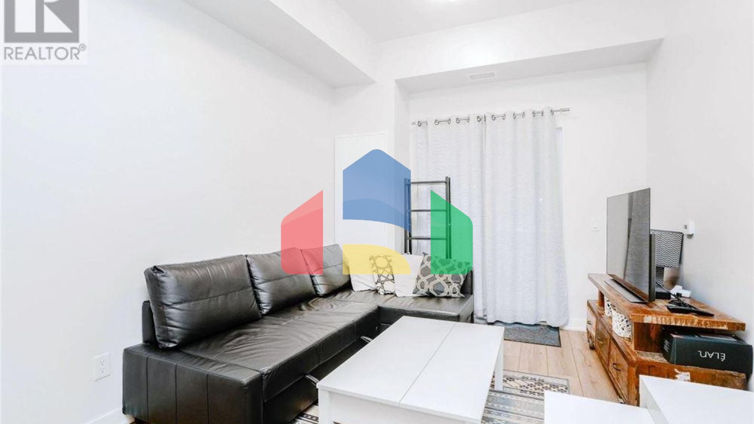 Residential - Condo/Apartment - Kitchener, Canada - Canada