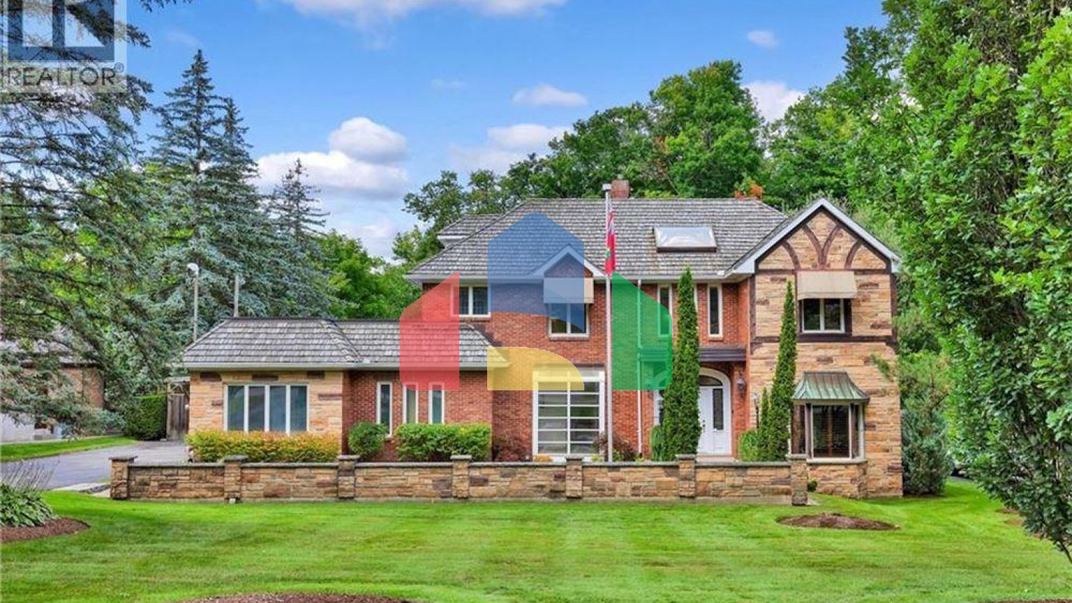 Residential - Single Family Home - Kitchener, Canada - Canada