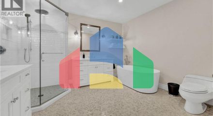 Residential - Single Family Home - Kitchener, Canada - Canada