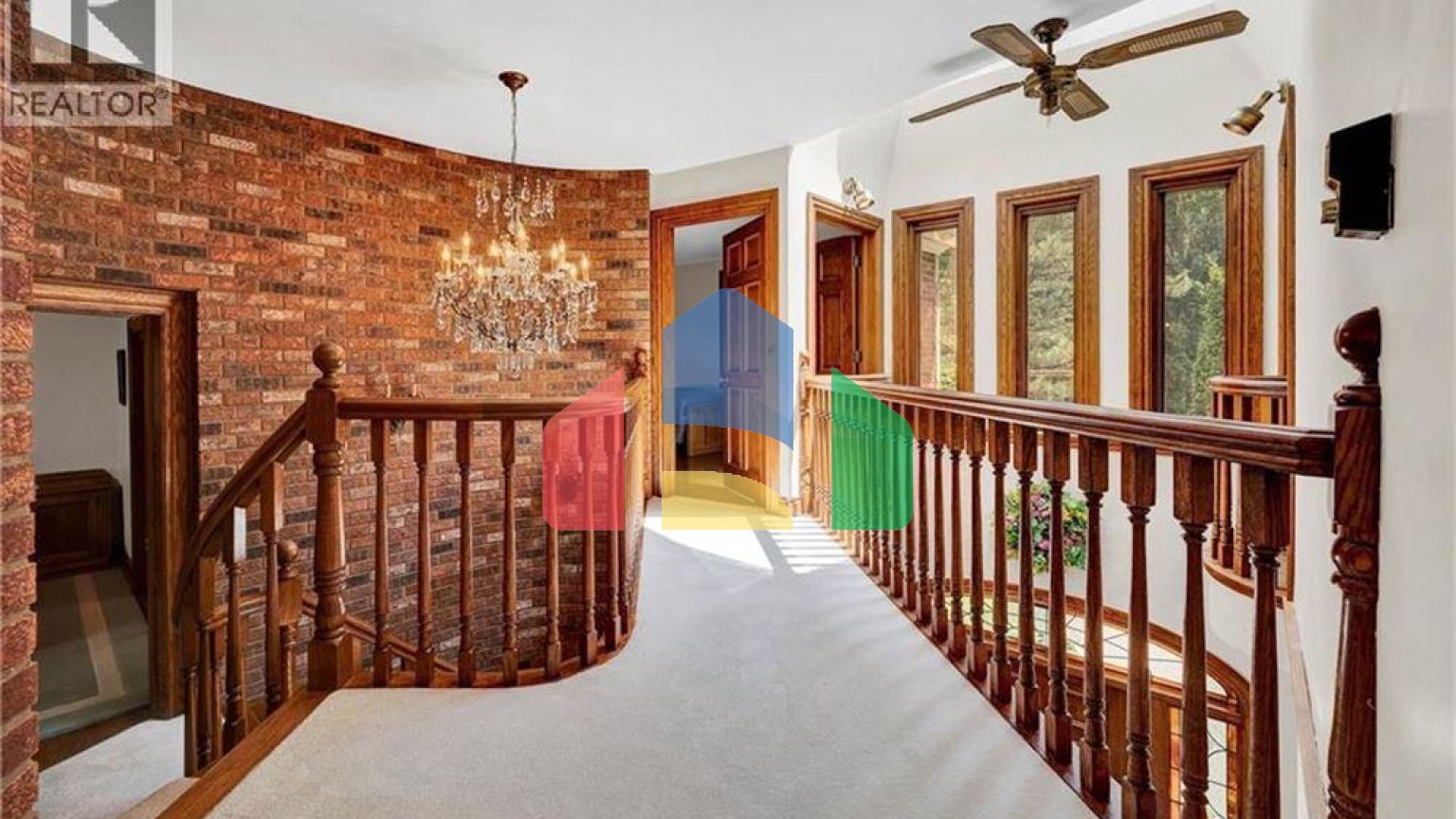 Residential - Single Family Home - Kitchener, Canada - Canada