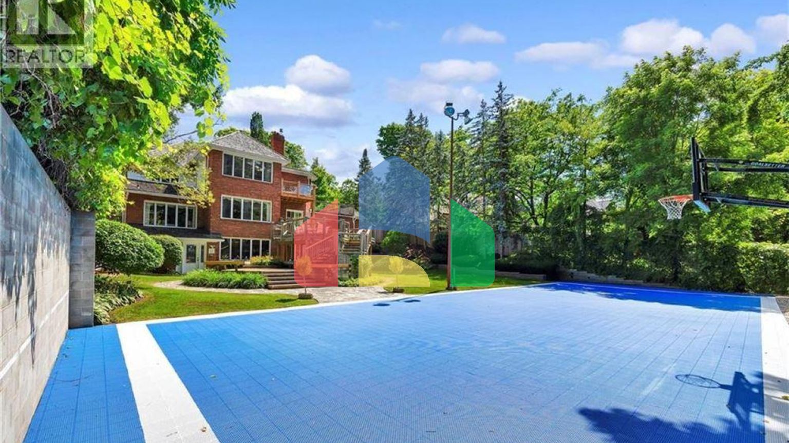 Residential - Single Family Home - Kitchener, Canada - Canada