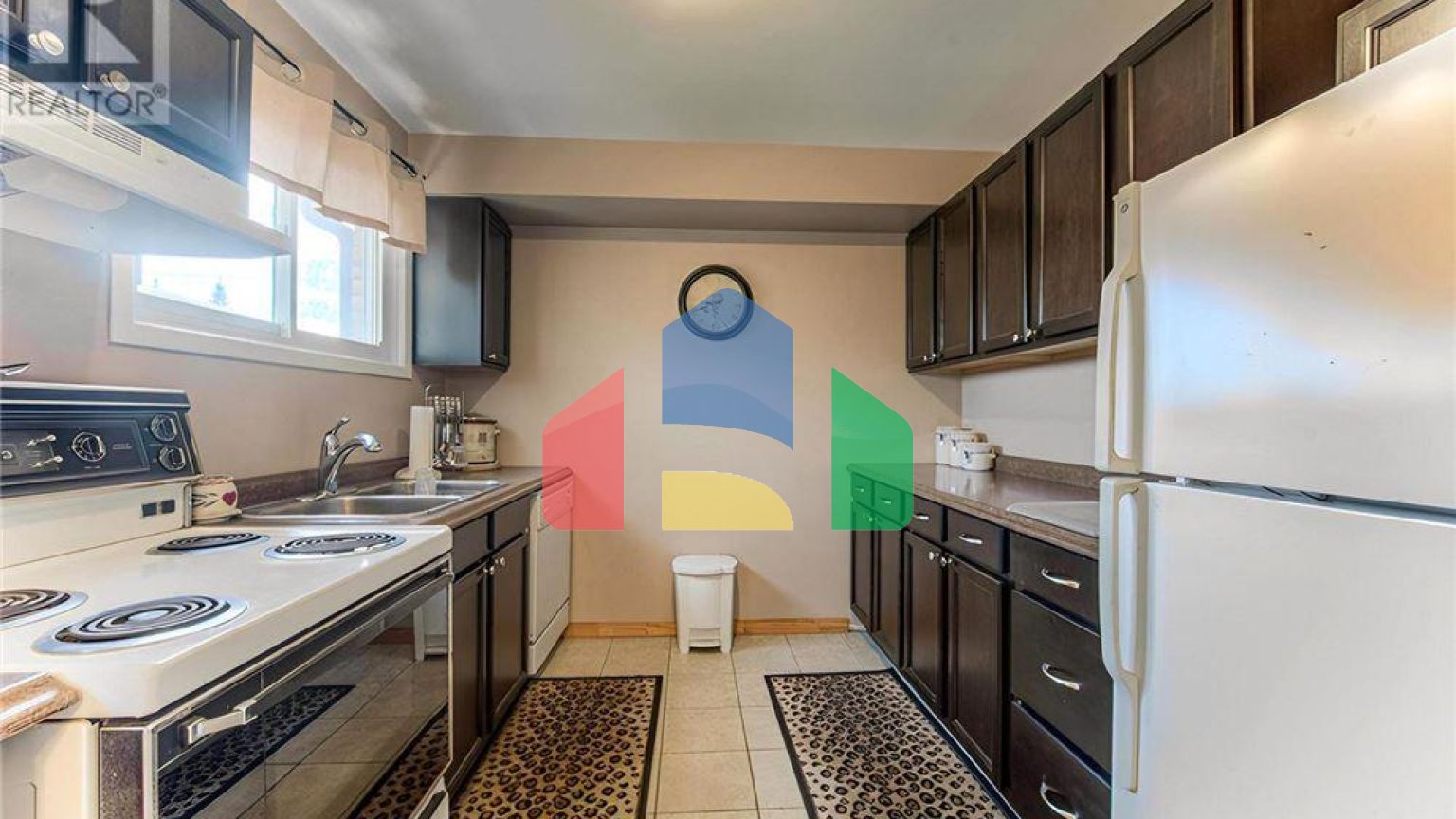 Residential - Condo/Apartment - Kitchener, Canada - Canada