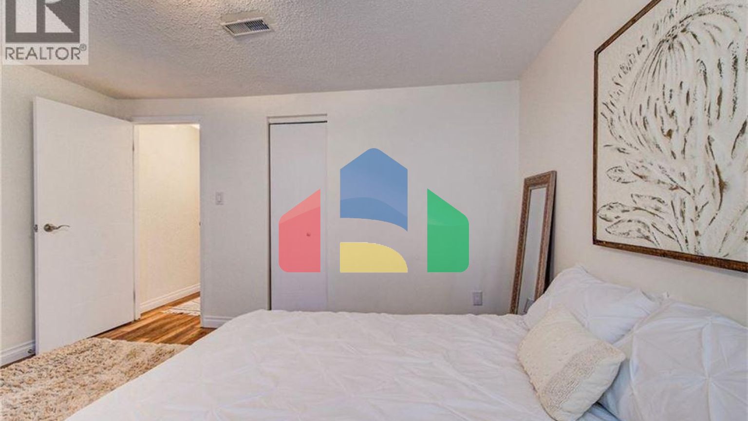 Residential - Condo/Apartment - Kitchener, Canada - Canada