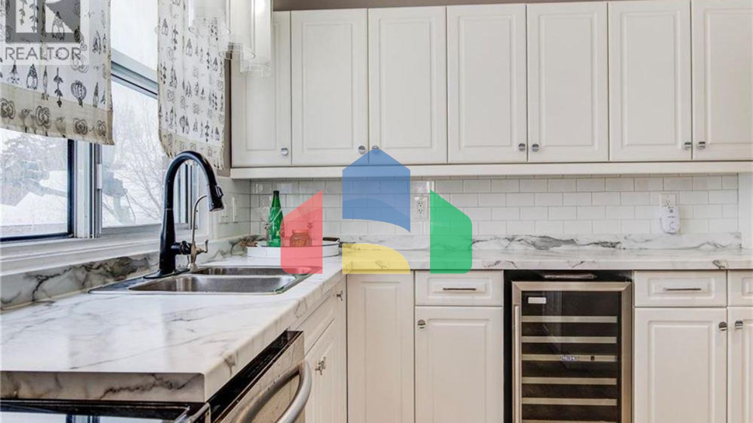 Residential - Condo/Apartment - Kitchener, Canada - Canada