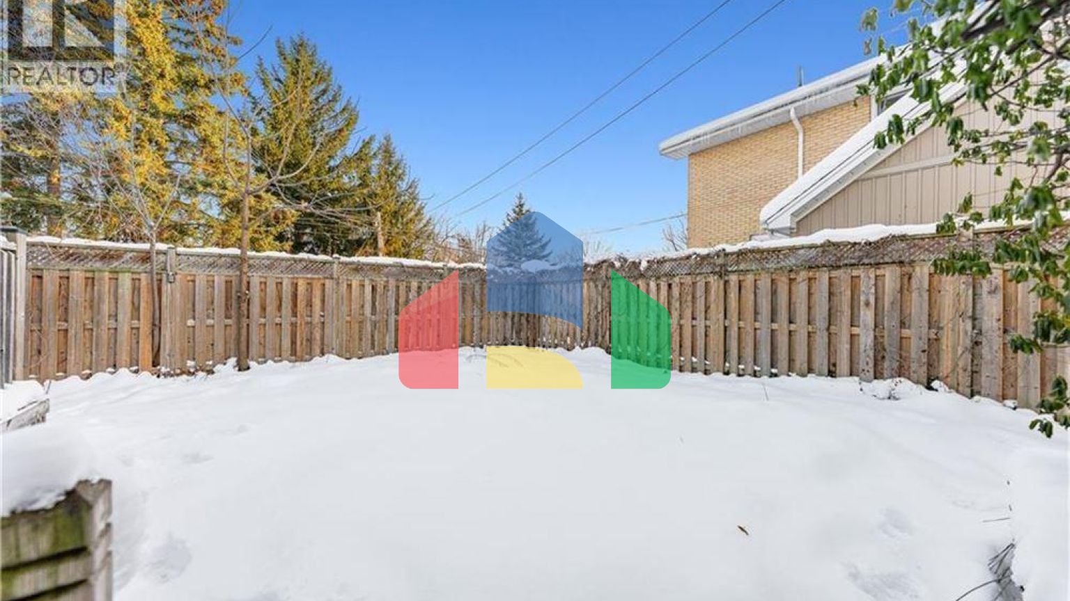 Residential - Single Family Home - Kitchener, Canada - Canada