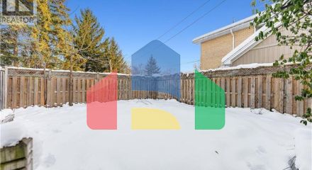 Residential - Single Family Home - Kitchener, Canada - Canada