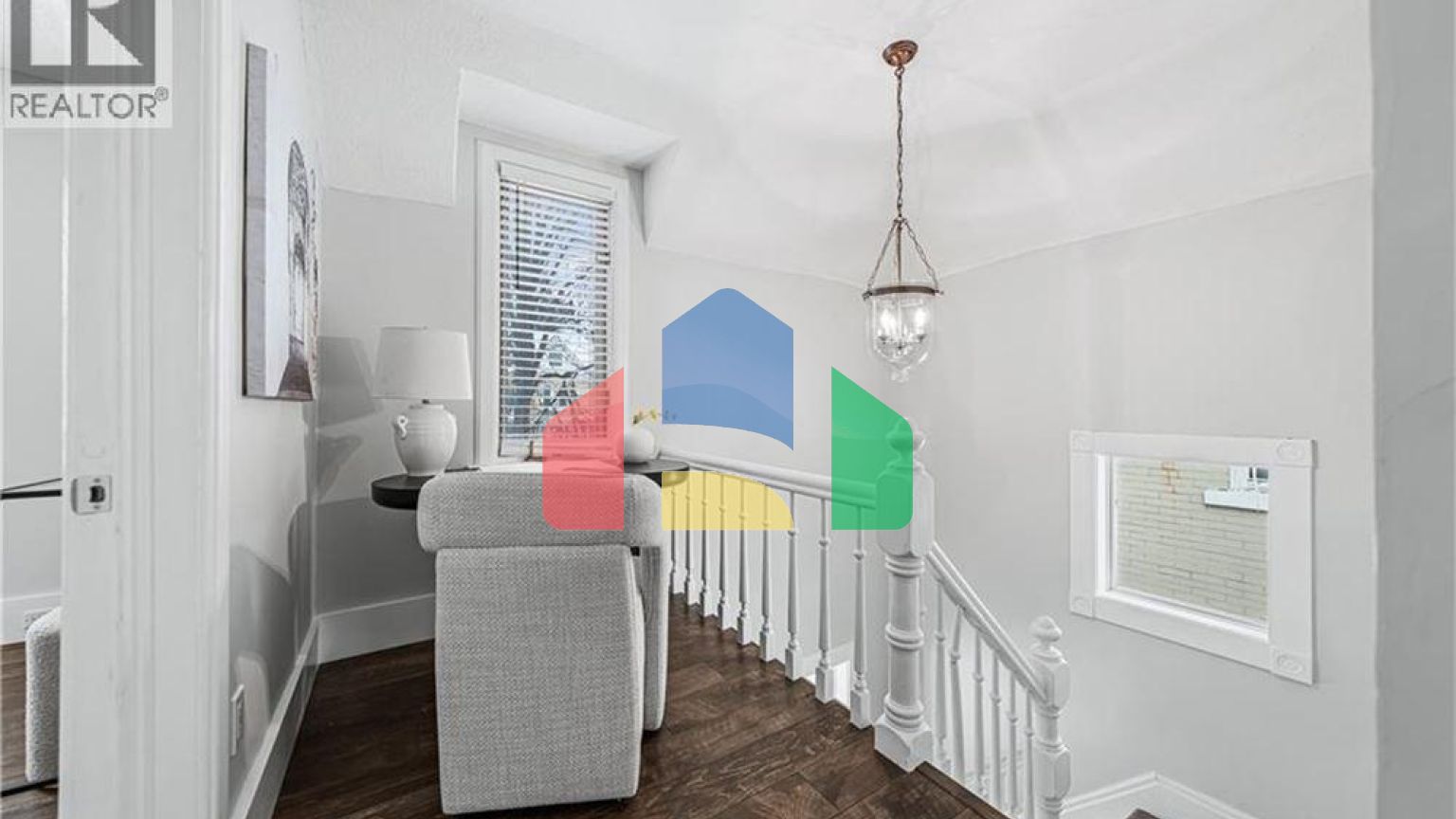 Residential - Single Family Home - Kitchener, Canada - Canada