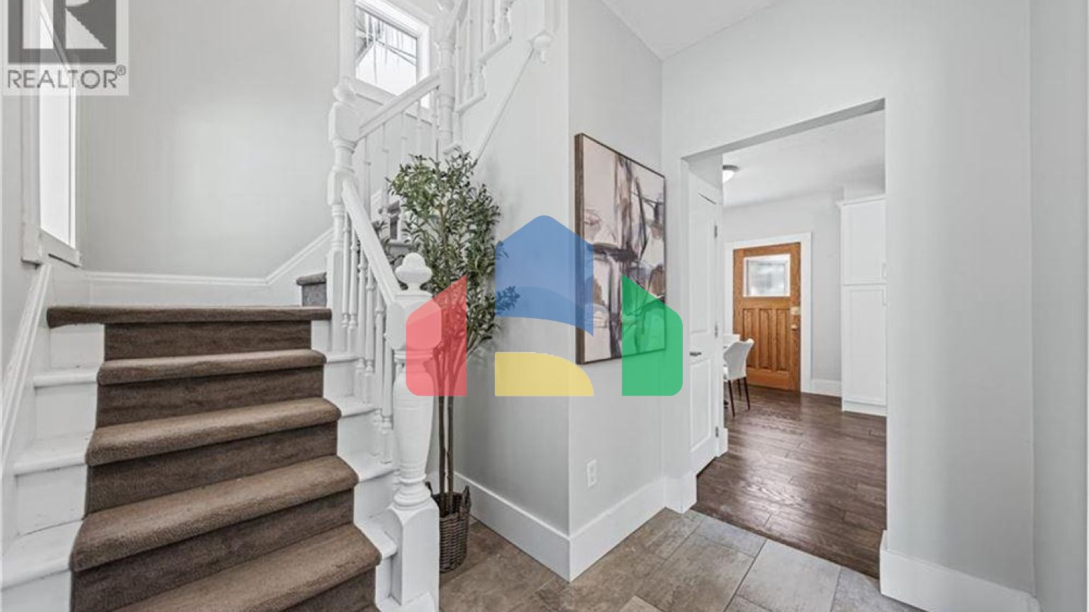 Residential - Single Family Home - Kitchener, Canada - Canada