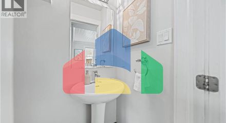 Residential - Single Family Home - Kitchener, Canada - Canada