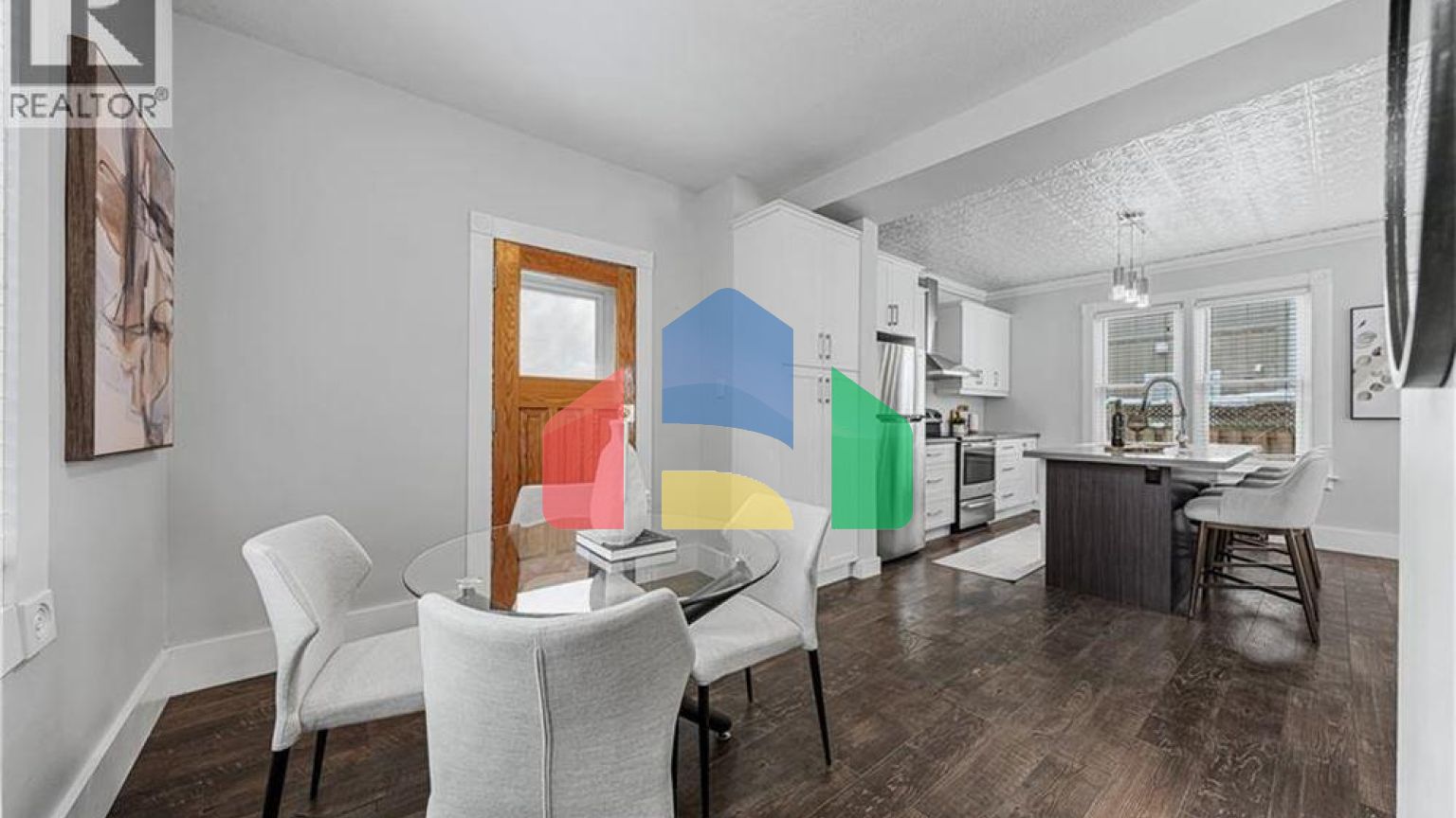 Residential - Single Family Home - Kitchener, Canada - Canada