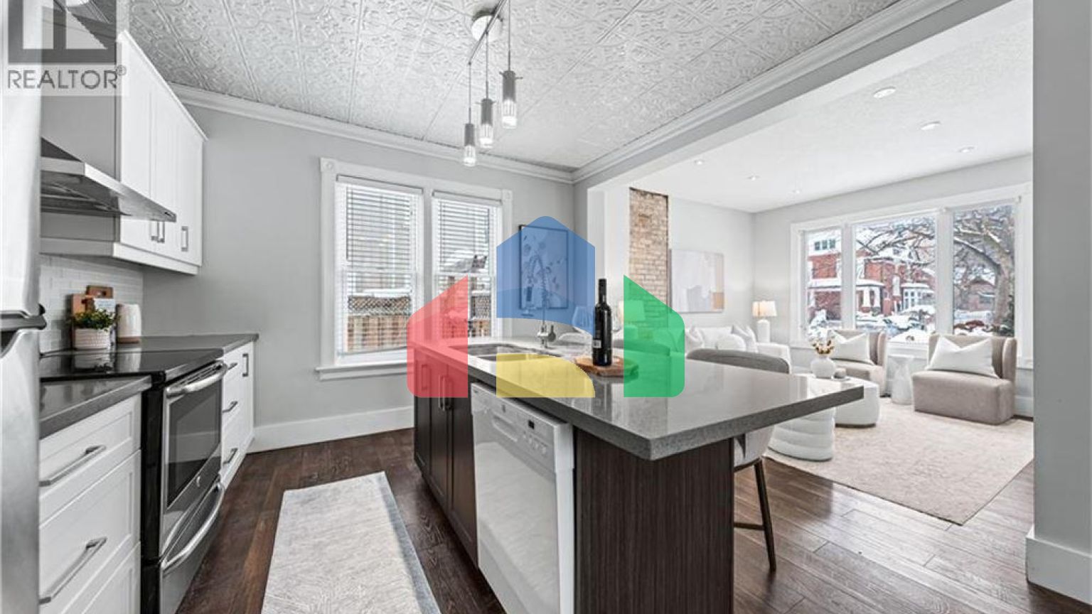 Residential - Single Family Home - Kitchener, Canada - Canada