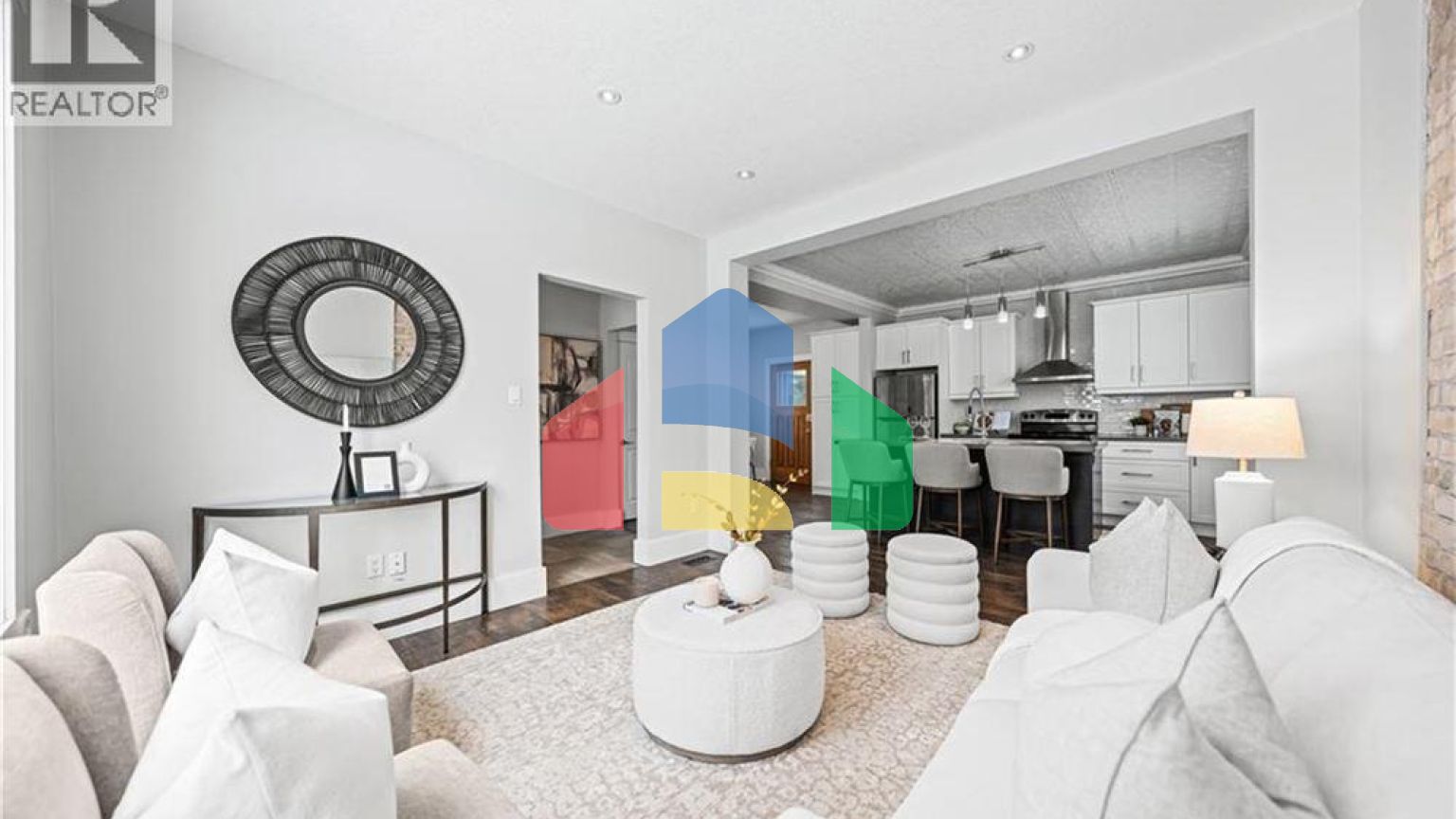 Residential - Single Family Home - Kitchener, Canada - Canada