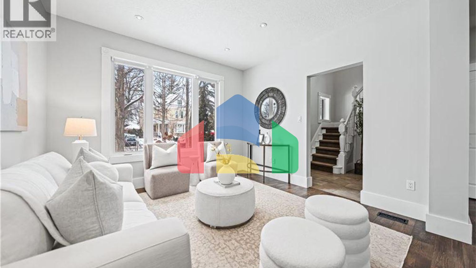 Residential - Single Family Home - Kitchener, Canada - Canada