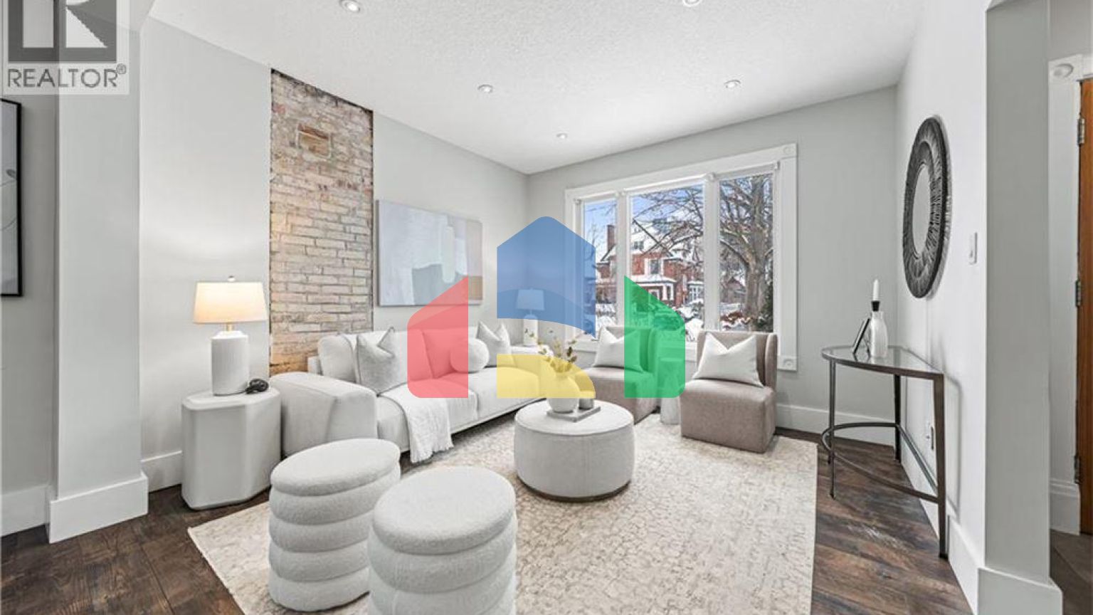 Residential - Single Family Home - Kitchener, Canada - Canada