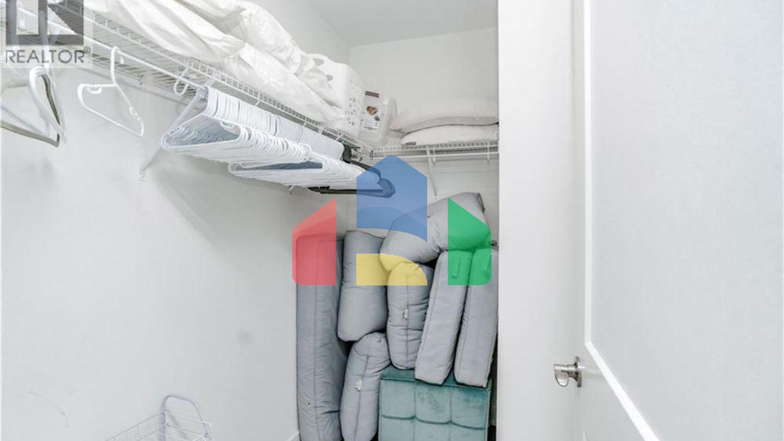 Residential - Condo/Apartment - Kitchener, Canada - Canada