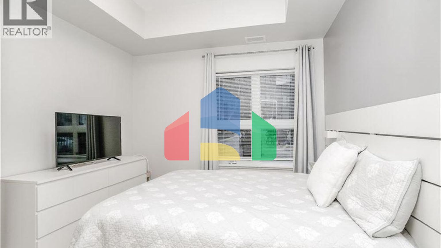 Residential - Condo/Apartment - Kitchener, Canada - Canada