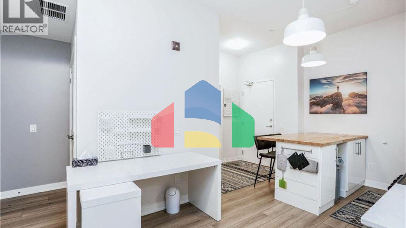 Residential - Condo/Apartment - Kitchener, Canada - Canada