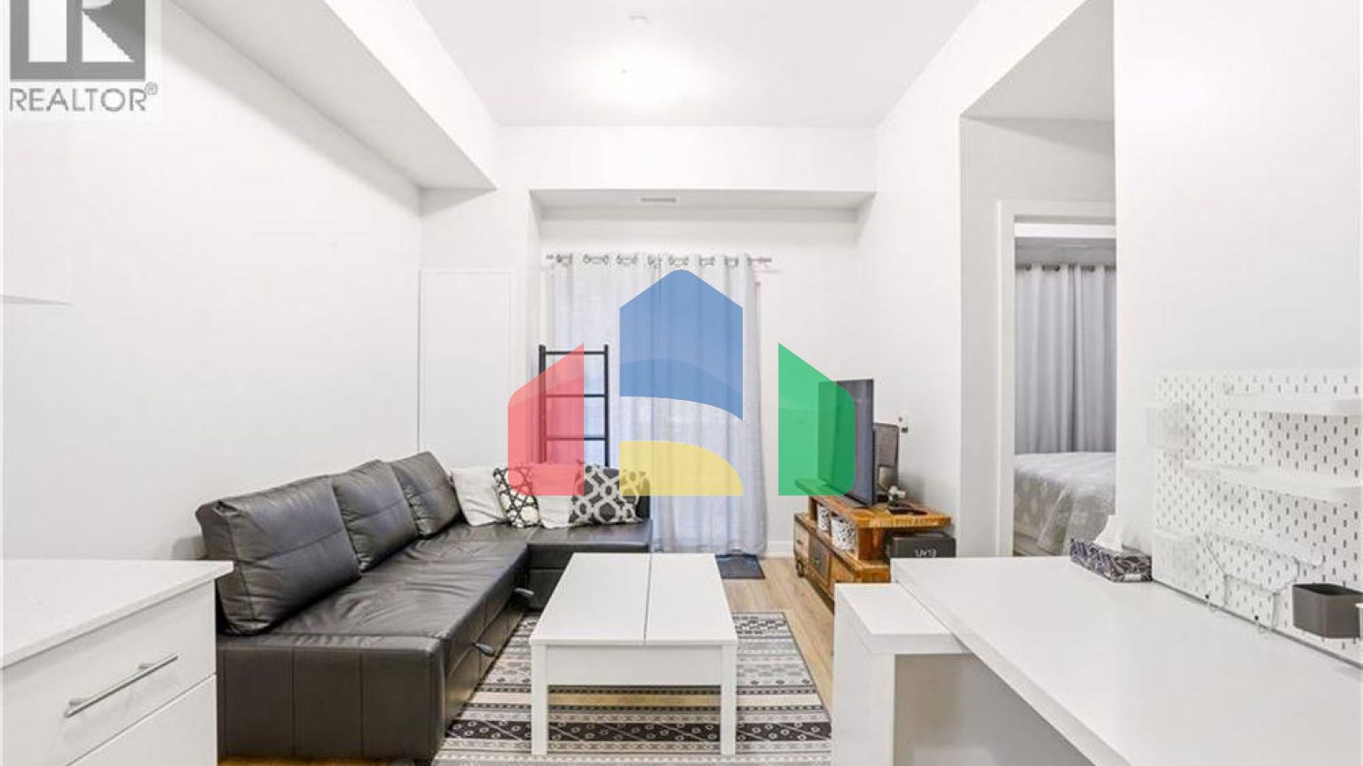 Residential - Condo/Apartment - Kitchener, Canada - Canada