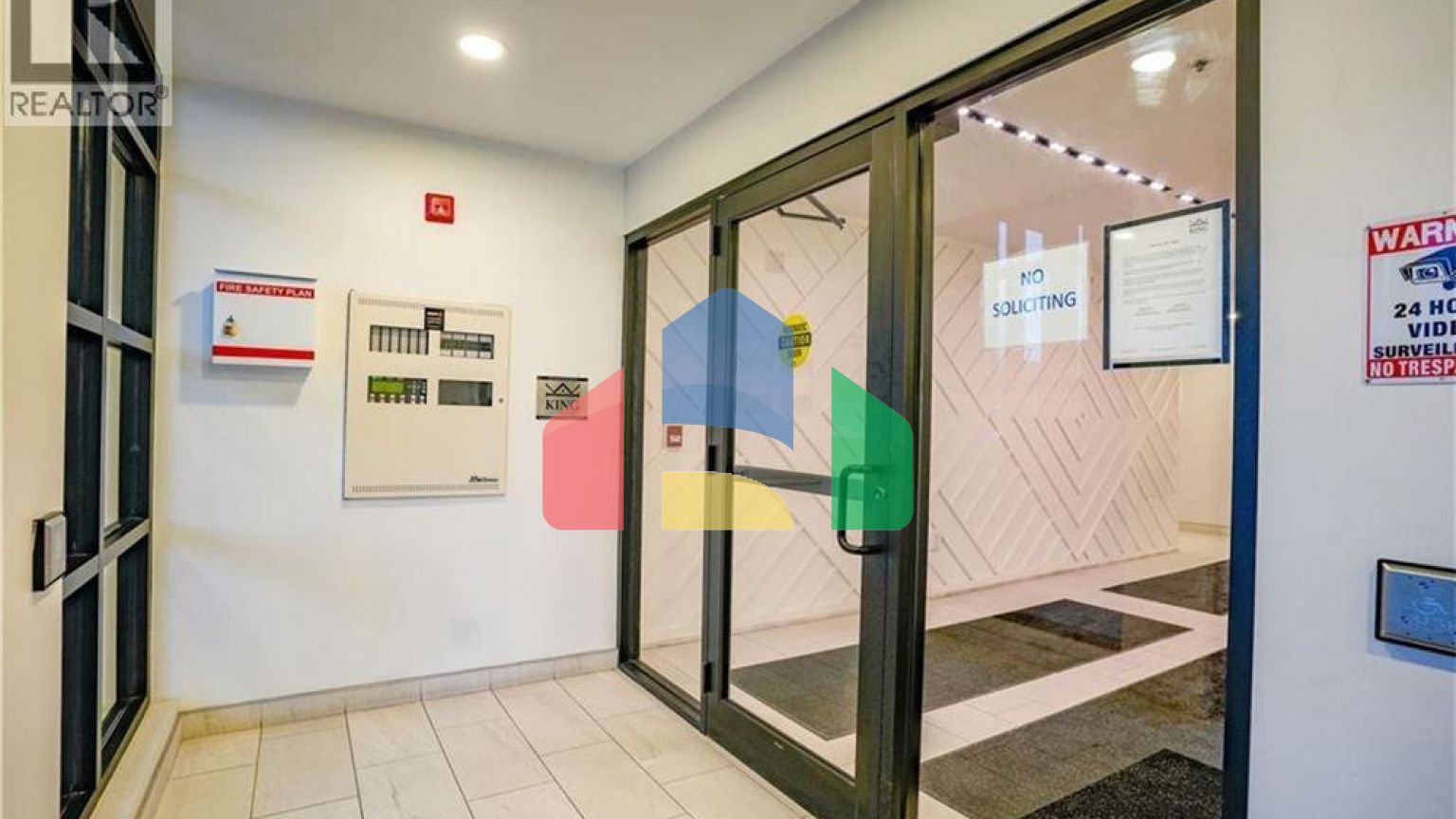 Residential - Condo/Apartment - Kitchener, Canada - Canada