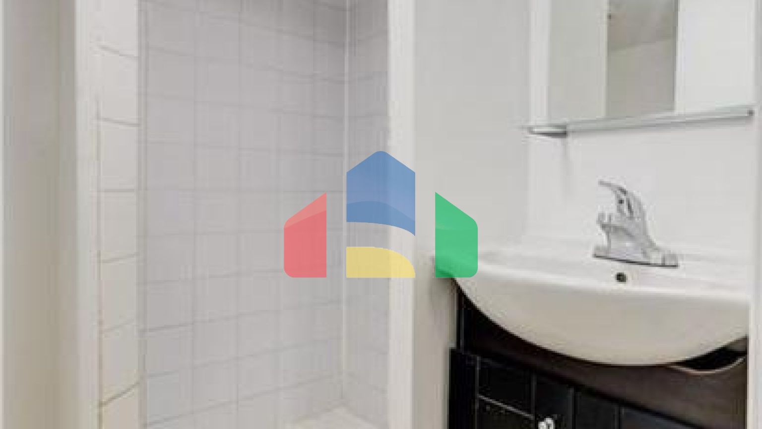 Residential - Single Family Home - Kitchener, Canada - Canada