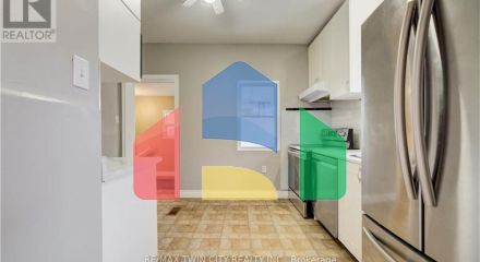 Residential - Single Family Home - Kitchener, Canada - Canada