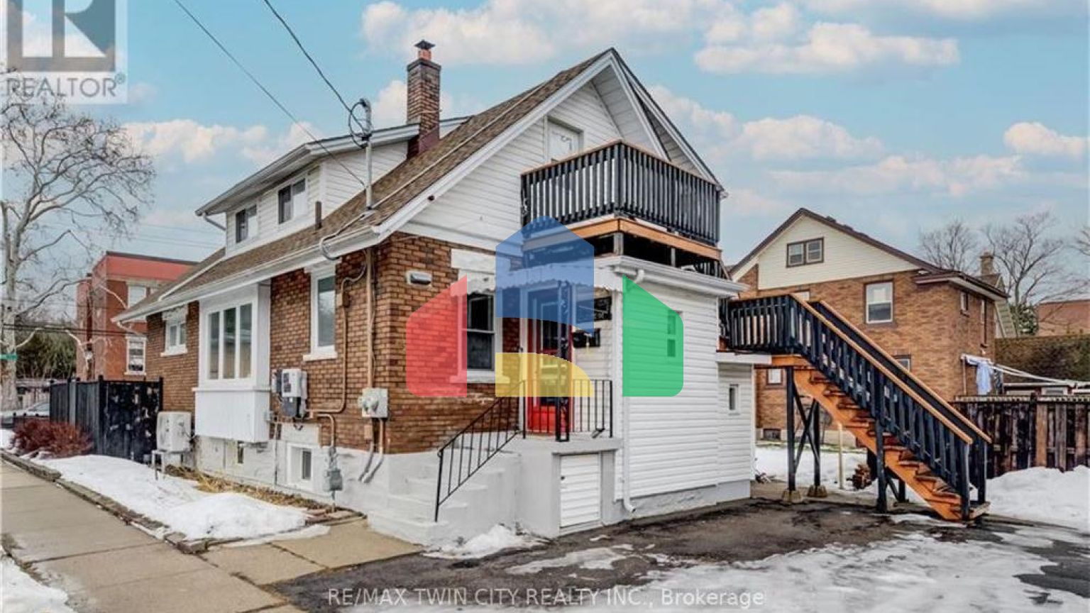 Residential - Single Family Home - Kitchener, Canada - Canada